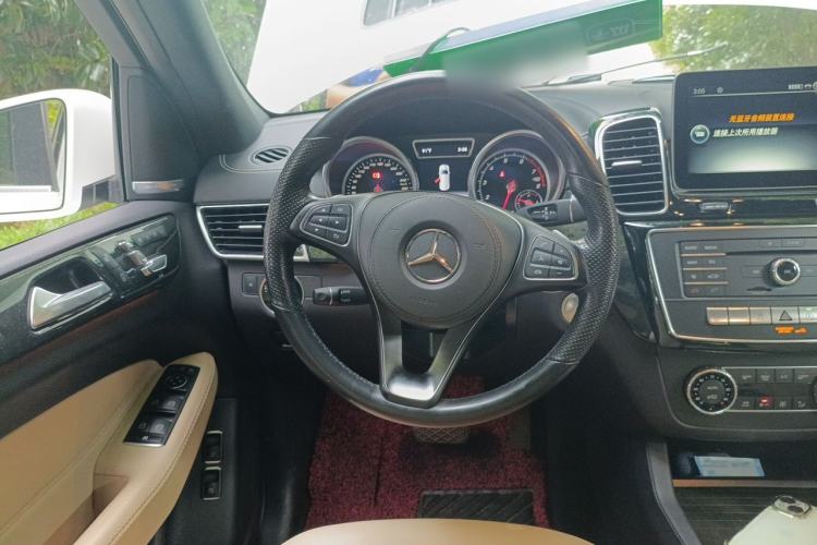Used Mercedes-Benz GLS-Class 2017 GLS450 Middle East version Steering Wheel