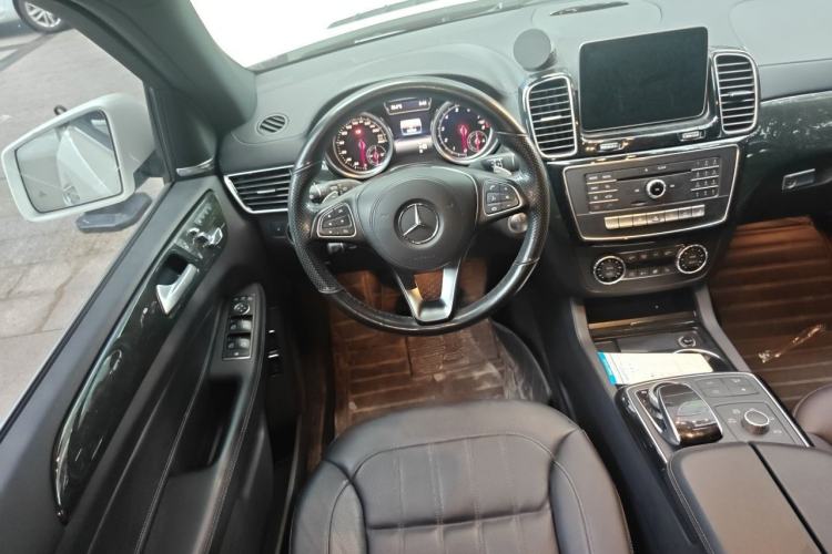 Used Mercedes-Benz GLS-Class  Steering Wheel