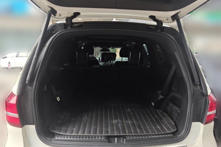 Used Mercedes-Benz GLS-Class  Trunk