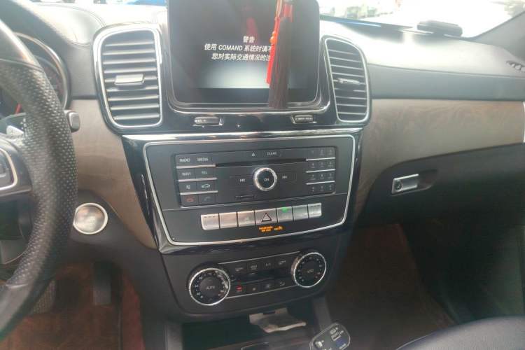Used Mercedes-Benz GLS-Class  Audio And AC Panel