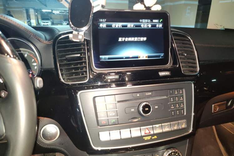 Used Mercedes-Benz GLS-Class 2018 GLS 450 Middle East version Audio And AC Panel