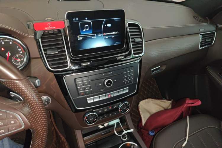 Used Mercedes-Benz GLS-Class  Audio And AC Panel