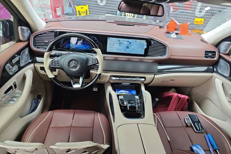 Used Mercedes-Benz GLS-Class  Center Console
