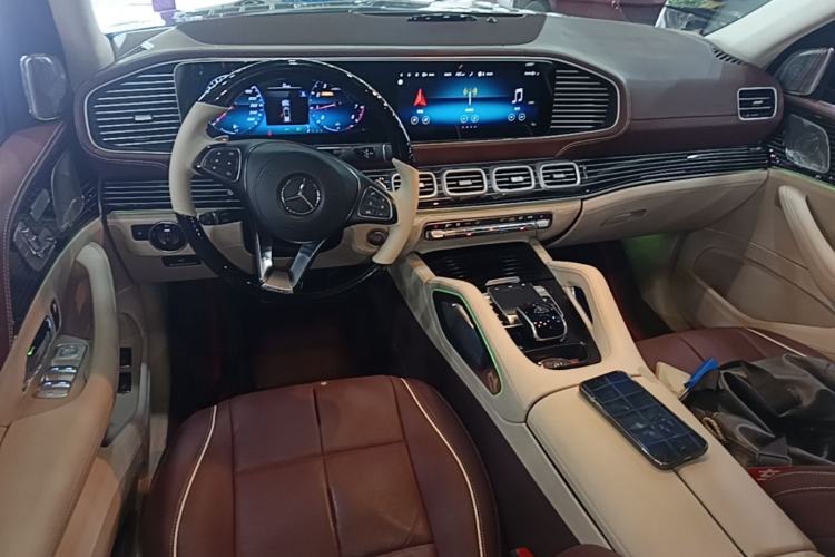 Used Mercedes-Benz GLS-Class 2018 GLS 450 U.S. specification Center Console