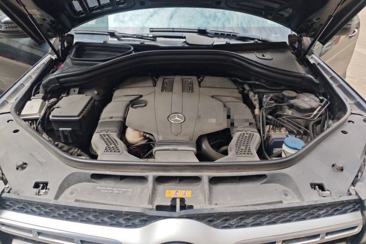 Used Mercedes-Benz GLS-Class 2018 GLS 450 U.S. specification Engine Bay