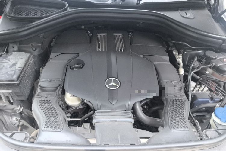 Used Mercedes-Benz GLS-Class 2018 GLS450 P01 Exterior Lighting Package US Specification Engine Bay
