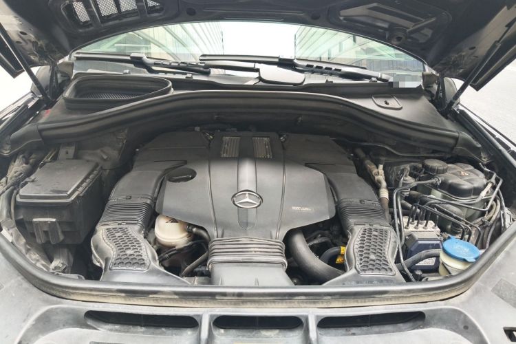 Used Mercedes-Benz GLS-Class  Engine Bay