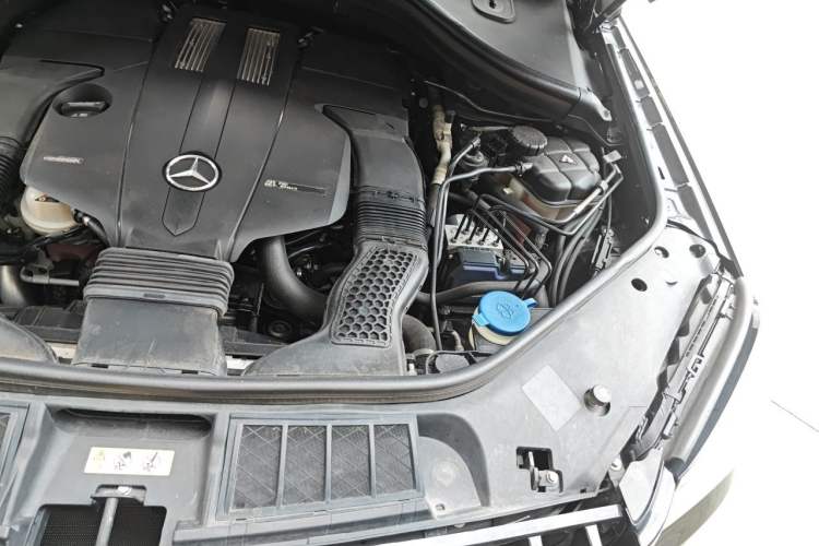 Used Mercedes-Benz GLS-Class  Engine Bay Left