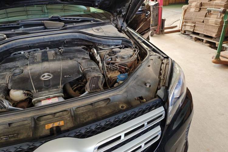 Used Mercedes-Benz GLS-Class 2018 GLS 450 U.S. specification Engine Bay Left