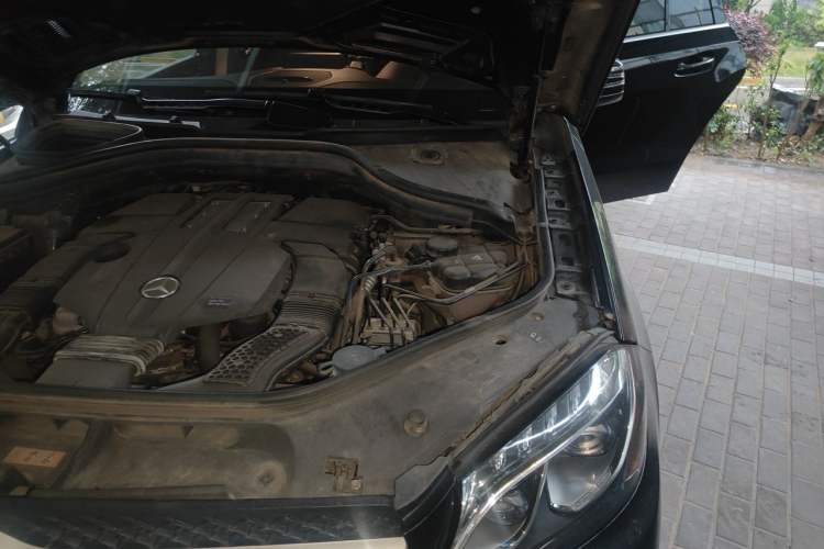 Used Mercedes-Benz GLS-Class  Engine Bay Left