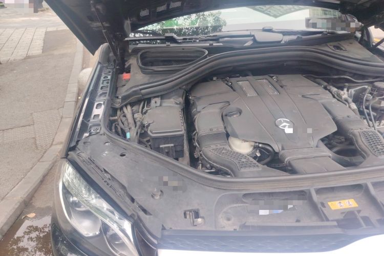 Used Mercedes-Benz GLS-Class  Engine Bay Right