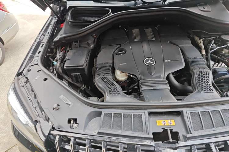 Used Mercedes-Benz GLS-Class  Engine Bay Right