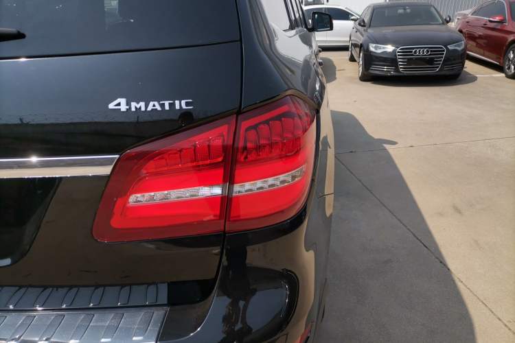 Used Mercedes-Benz GLS-Class 2018 GLS 450 Middle East version Exterior 3