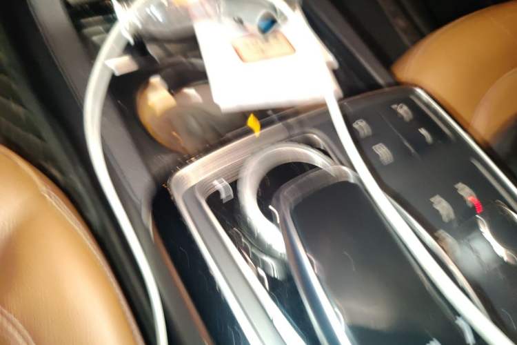 Used Mercedes-Benz GLS-Class 2018 GLS 450 Middle East version Gear Lever