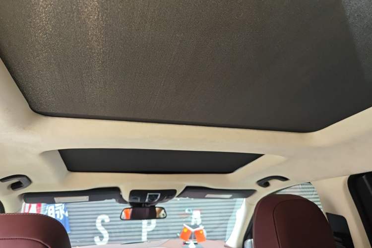 Used Mercedes-Benz GLS-Class  Headliner