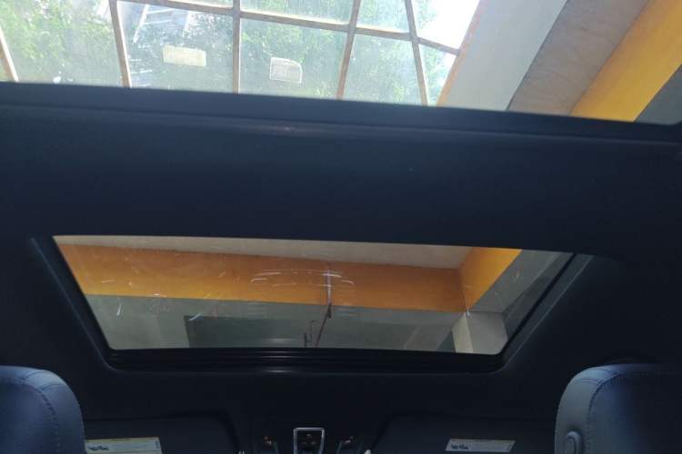 Used Mercedes-Benz GLS-Class  Headliner