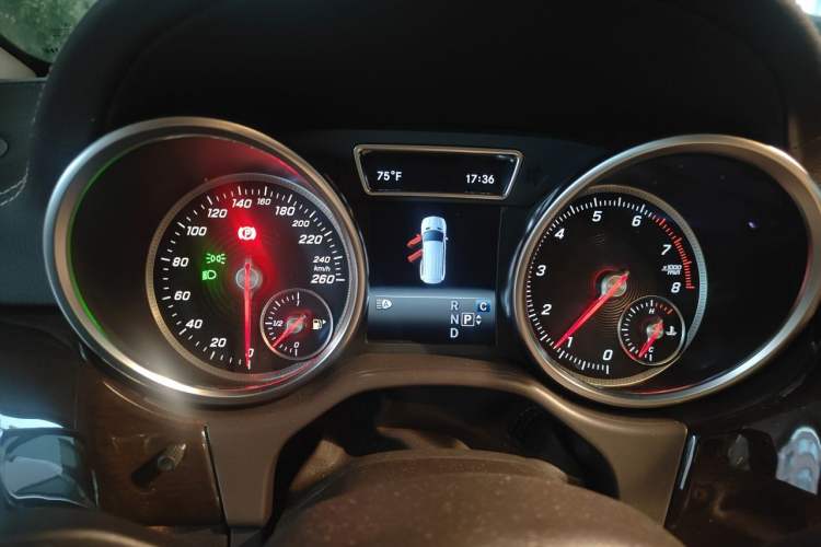 Used Mercedes-Benz GLS-Class  Instrument Cluster