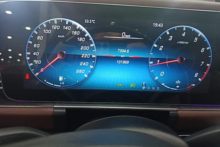 Used Mercedes-Benz GLS-Class 2018 GLS 450 U.S. specification Instrument Cluster