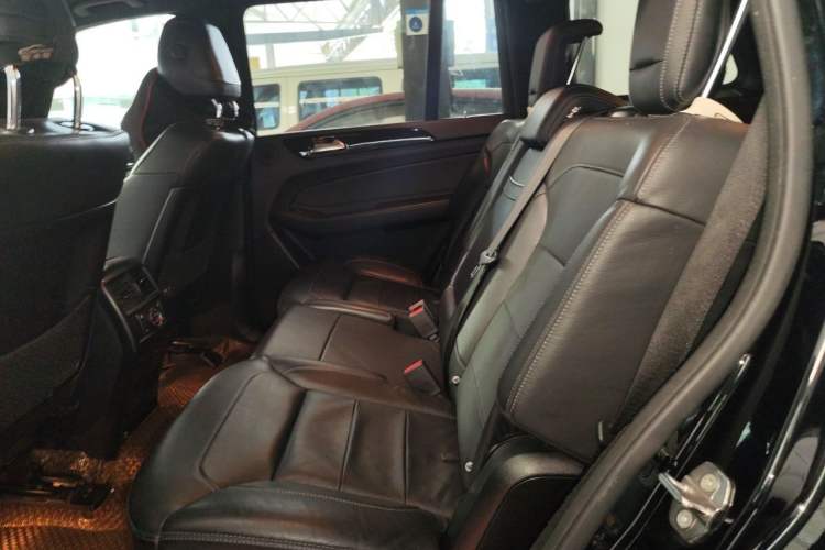 Used Mercedes-Benz GLS-Class 2018 GLS 450 U.S. specification Left Rear Seat