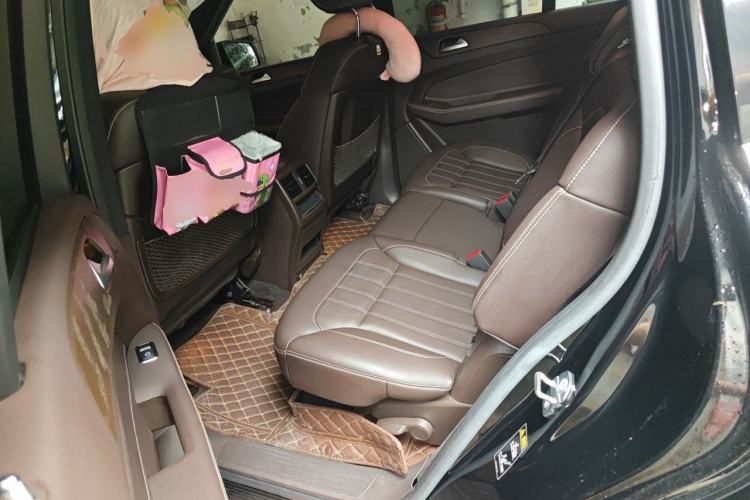 Used Mercedes-Benz GLS-Class  Left Rear Seat