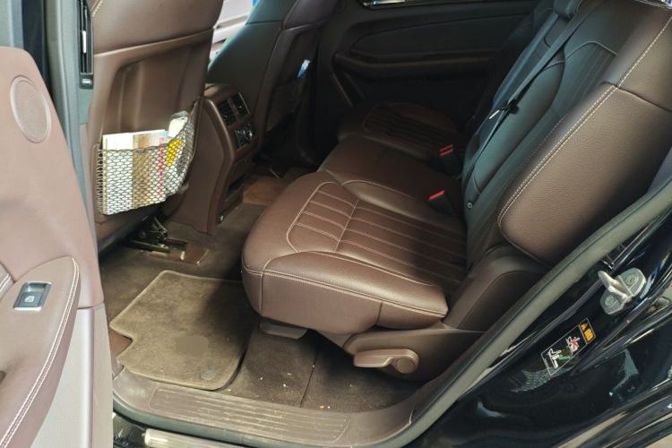 Used Mercedes-Benz GLS-Class 2018 GLS 450 U.S. specification Left Rear Seat