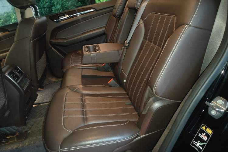 Used Mercedes-Benz GLS-Class  Left Rear Seat