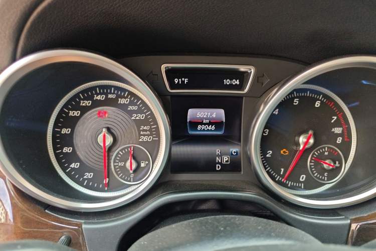 Used Mercedes-Benz GLS-Class 2018 GLS 450 U.S. specification Odometer Close Up