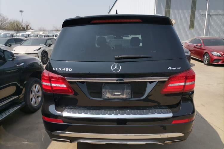 Used Mercedes-Benz GLS-Class 2018 GLS 450 Middle East version Rear
