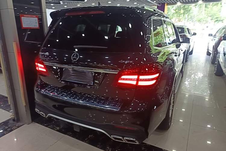 Used Mercedes-Benz GLS-Class 2018 GLS 450 U.S. specification Rear Right 45 Deg