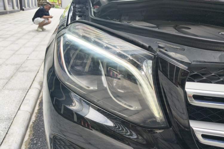 Used Mercedes-Benz GLS-Class  Right Front Headlight