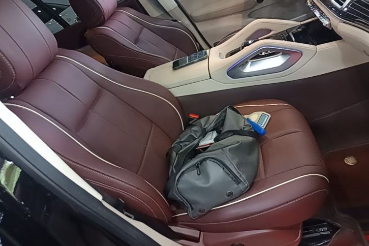 Used Mercedes-Benz GLS-Class 2018 GLS 450 U.S. specification Right Front Seat