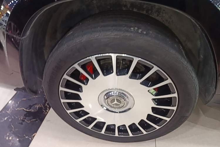 Used Mercedes-Benz GLS-Class 2018 GLS 450 U.S. specification Right Rear Wheel Hub