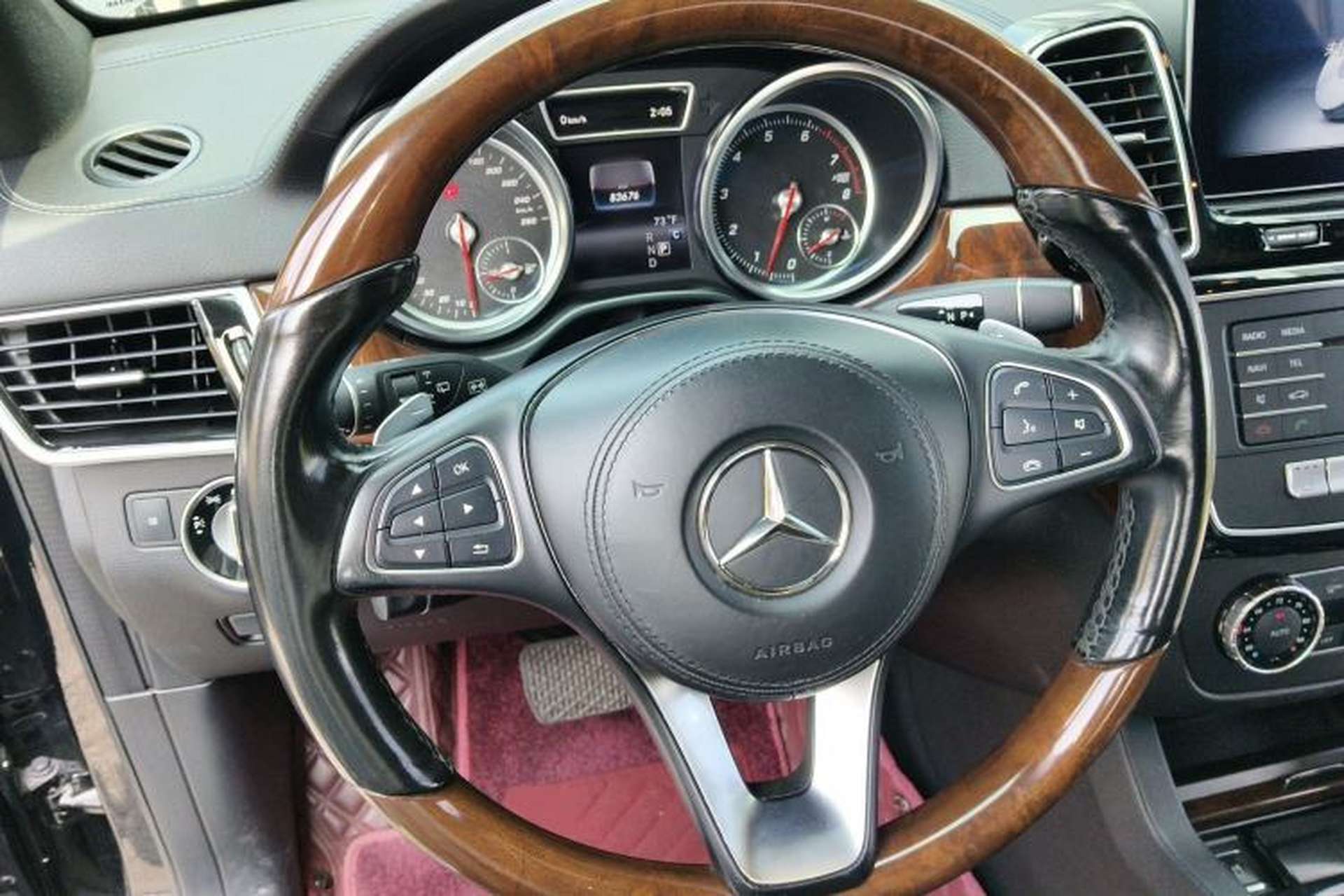 Used Mercedes-Benz GLS-Class 2018 GLS 450 U.S. specification Steering Wheel