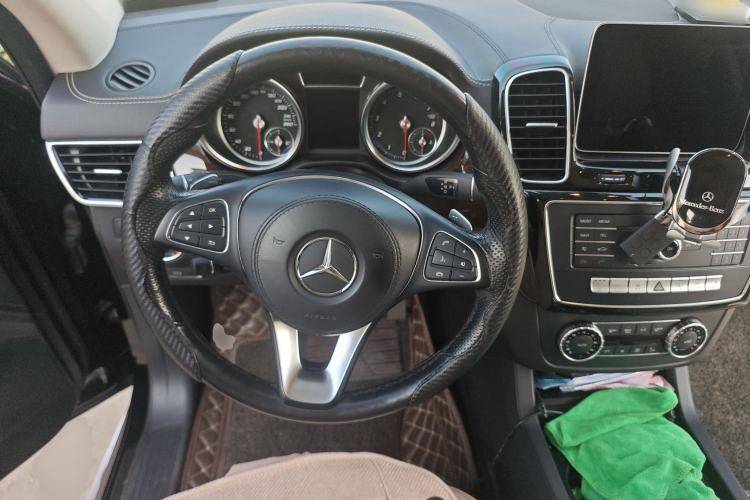 Used Mercedes-Benz GLS-Class 2018 GLS 450 U.S. specification Steering Wheel