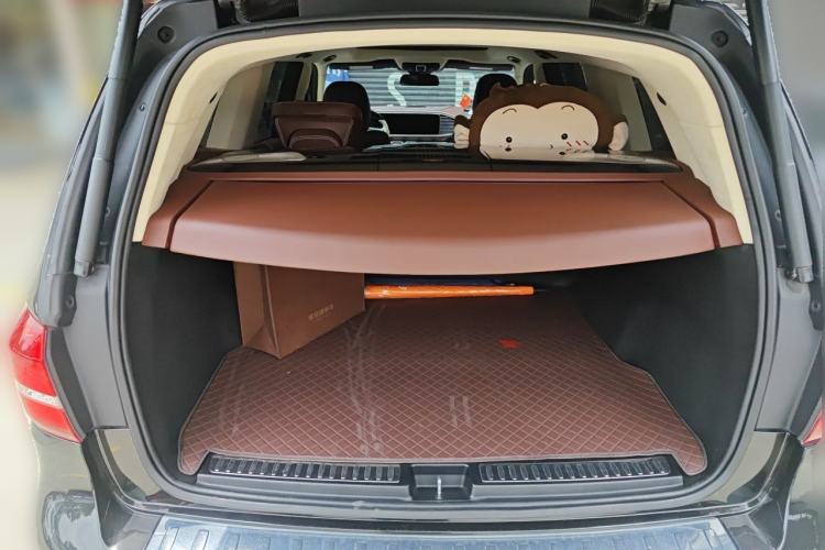 Used Mercedes-Benz GLS-Class  Trunk