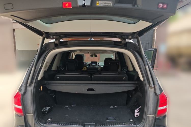 Used Mercedes-Benz GLS-Class 2018 GLS 450 U.S. specification Trunk