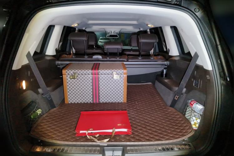 Used Mercedes-Benz GLS-Class 2018 GLS 450 U.S. specification Trunk