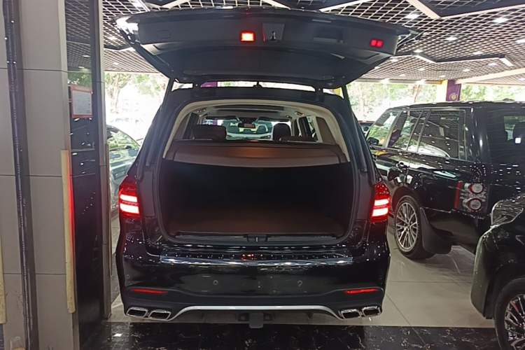 Used Mercedes-Benz GLS-Class 2018 GLS 450 U.S. specification Trunk
