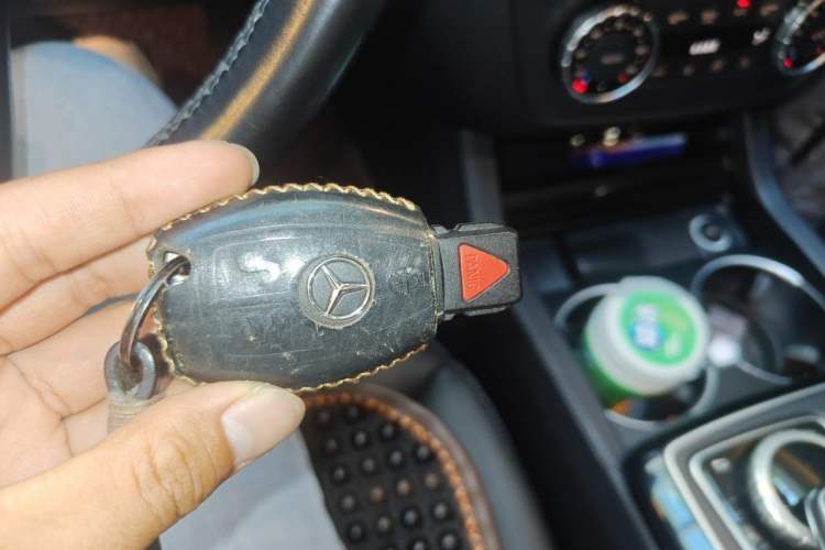 Used Mercedes-Benz GLS-Class  Vehicle Key