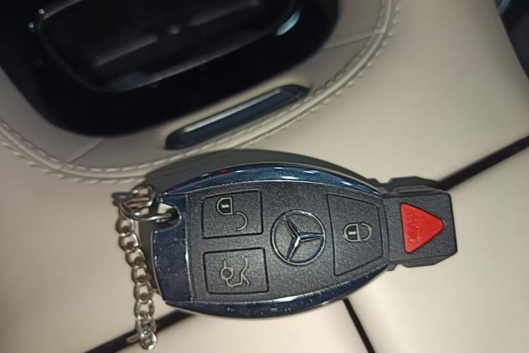 Used Mercedes-Benz GLS-Class 2018 GLS 450 U.S. specification Vehicle Key