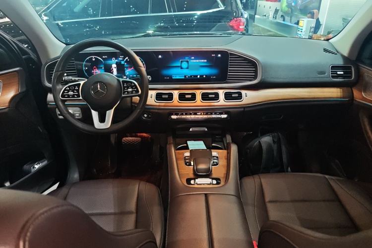 Used Mercedes-Benz GLS-Class 2019 GLS 450 7-seater U.S. specification Center Console