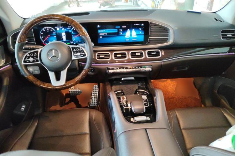 Used Mercedes-Benz GLS-Class  Center Console