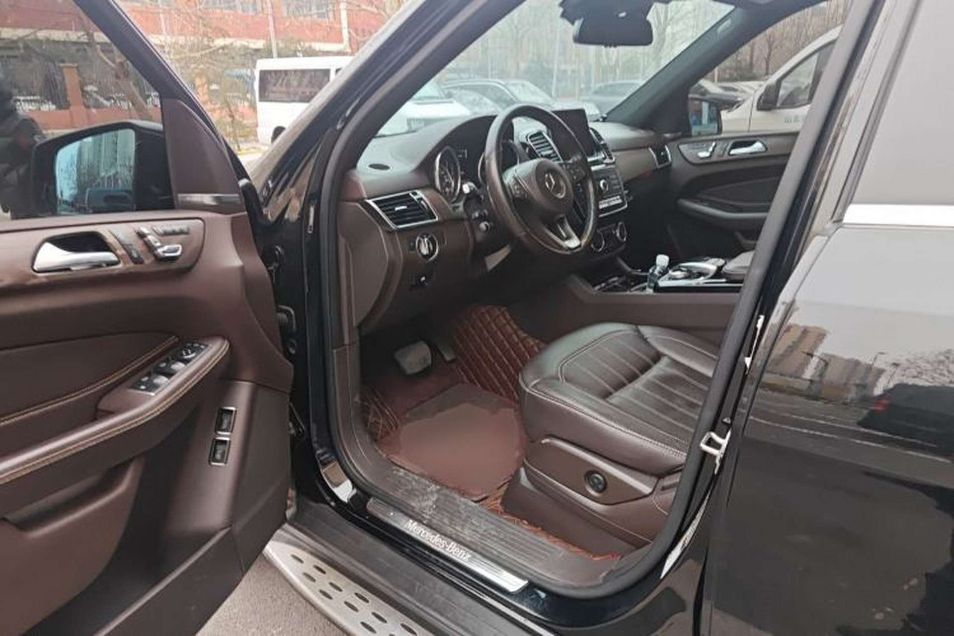 Used Mercedes-Benz GLS-Class 2019 GLS 450 7-seater U.S. specification Driver Seat