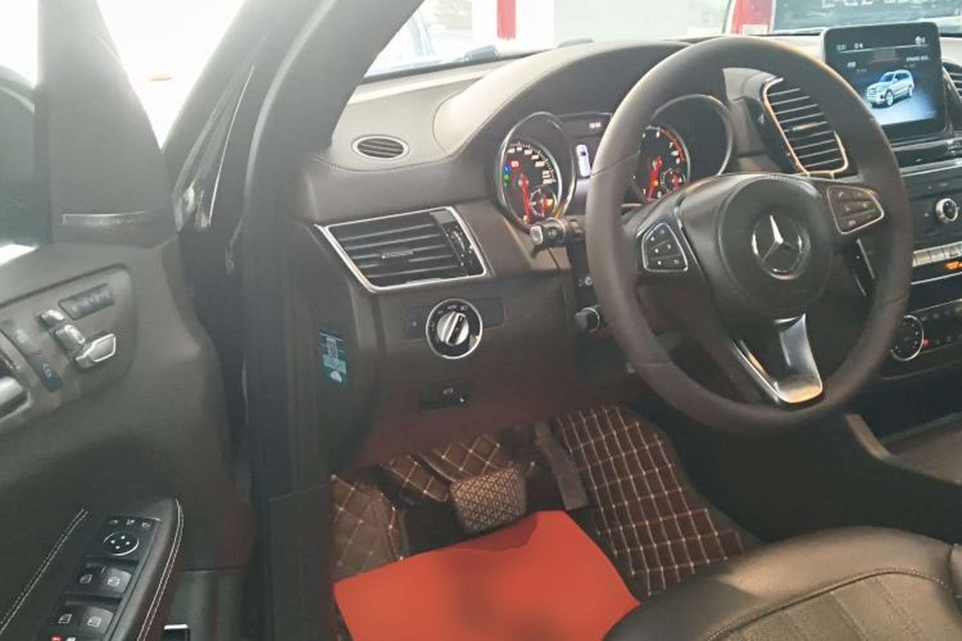 Used Mercedes-Benz GLS-Class 2019 GLS 450 7-seater U.S. specification Driver Seat