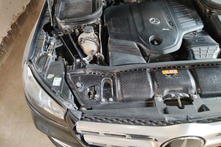 Used Mercedes-Benz GLS-Class  Engine Bay Right