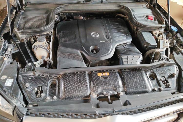 Used Mercedes-Benz GLS-Class  Engine Bay