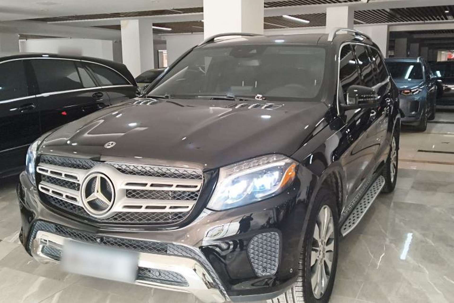 Used Mercedes-Benz GLS-Class 2019 GLS 450 7-seater U.S. specification Front Left 45 Deg