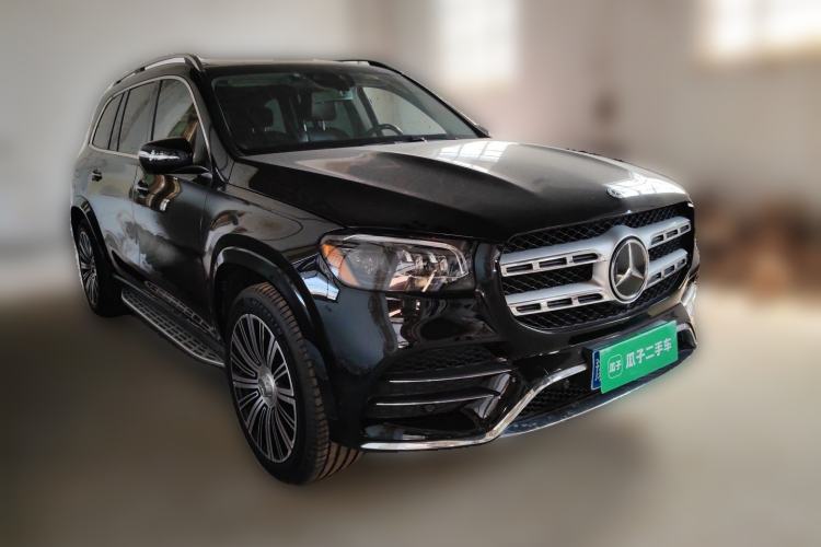 Used Mercedes-Benz GLS-Class  Front Right 45 Deg