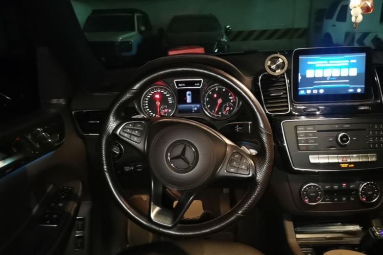 Used Mercedes-Benz GLS-Class 2019 GLS450 P01 Exterior Lighting Radar Package US Specification Steering Wheel
