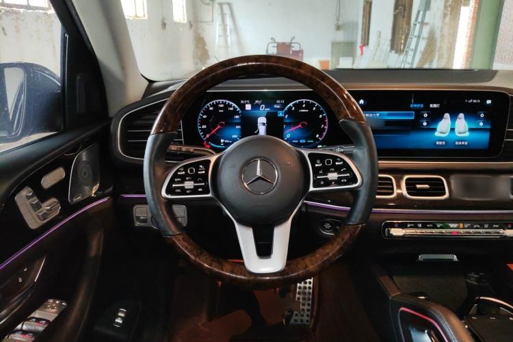 Used Mercedes-Benz GLS-Class  Steering Wheel